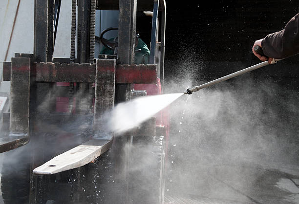 Best Rust Removal  in Buttonwillow, CA